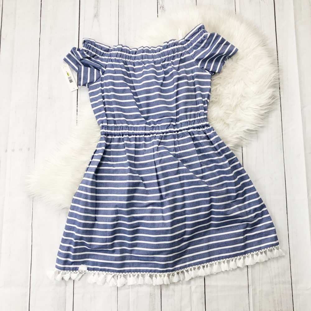 Eliza J. Stripe Off the Shoulder Dress - Picture 5 of 7